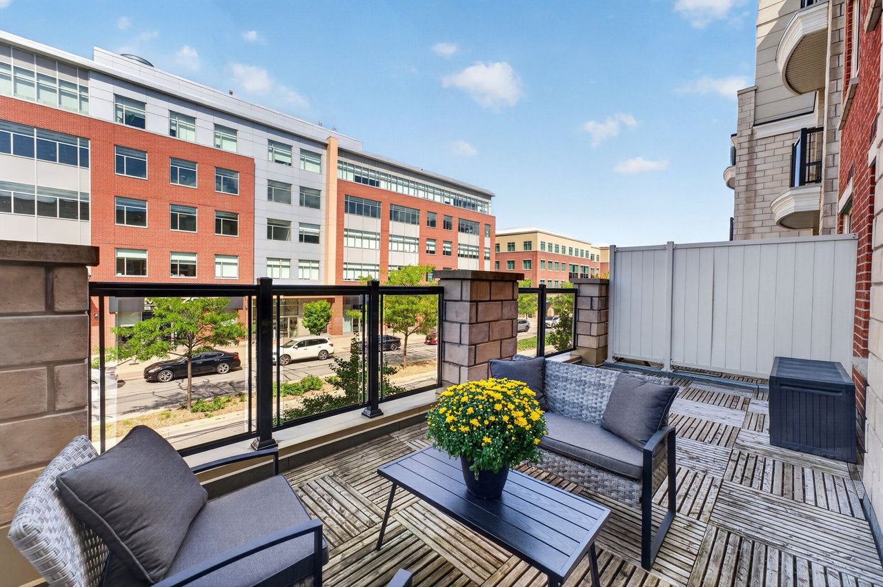 214 - 216 Oak Park Blvd