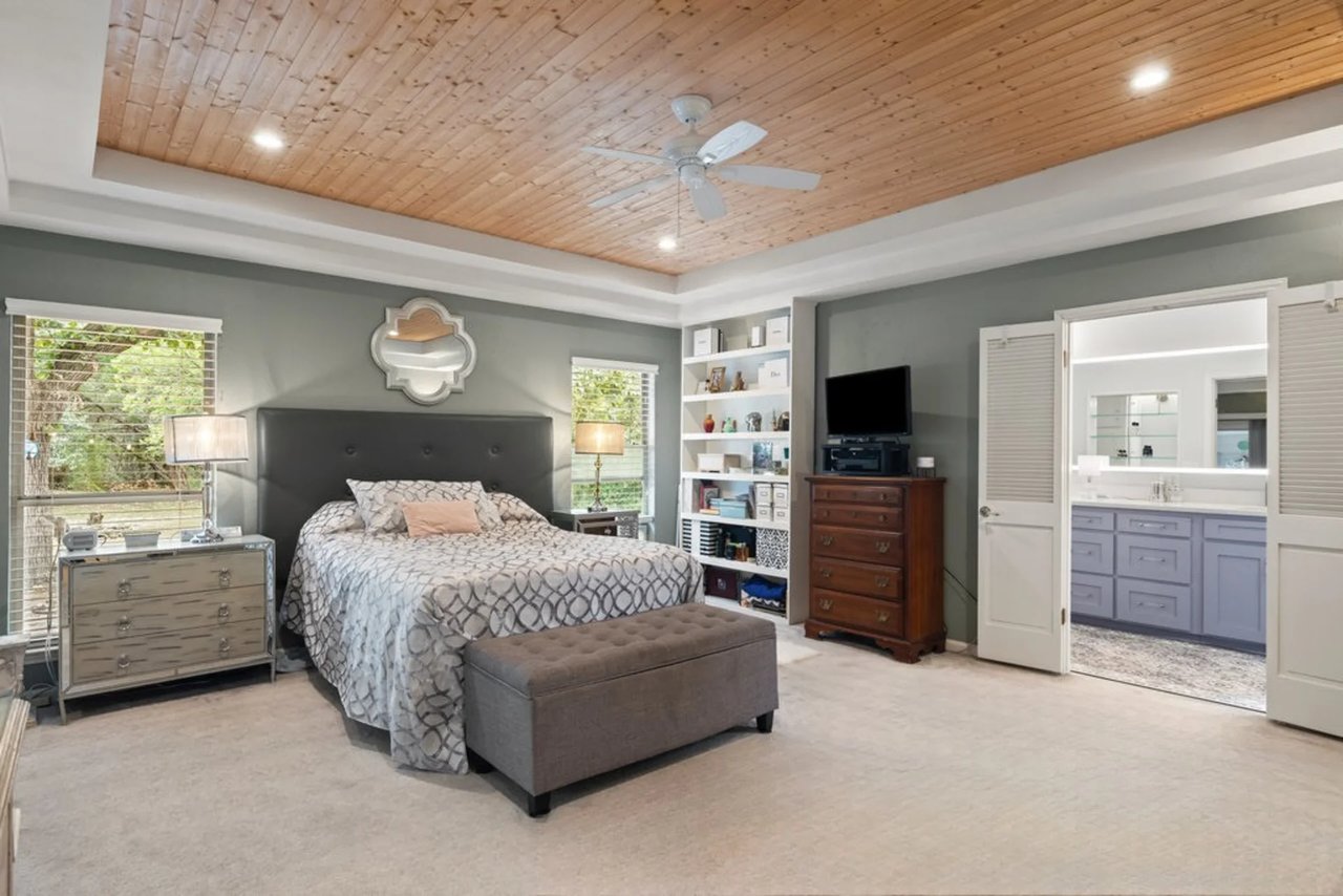 1709 Crested Butte Dr - Westlake Hills Single-Story Legacy Estate on Half-Acre