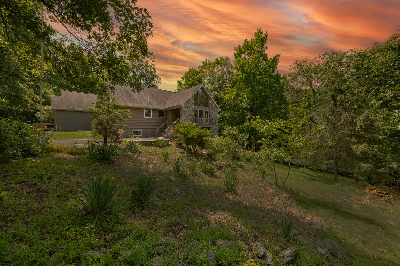 12 Wolf Lane