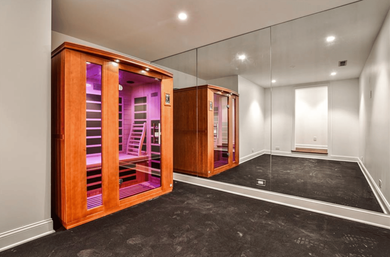 3990 Paces Ferry Road NW