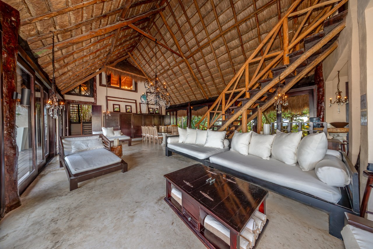 Casa Chic Tulum | Rare Beachfront Estate in Hotel Zone