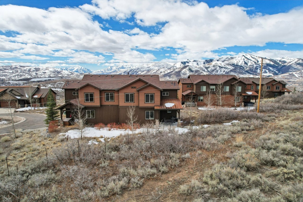 1713 E Viewside Cir