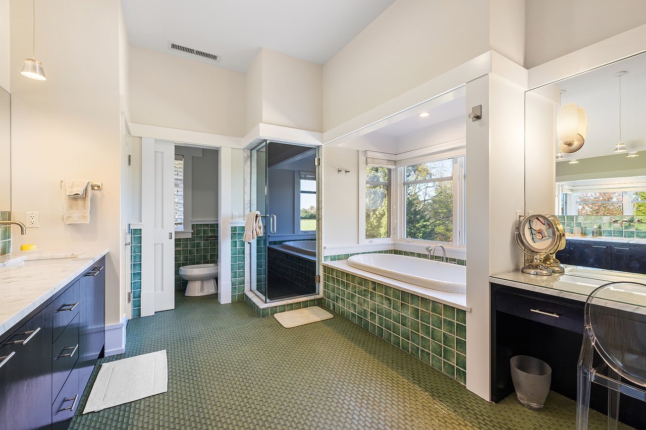 Magnificent Bridgehampton Estate