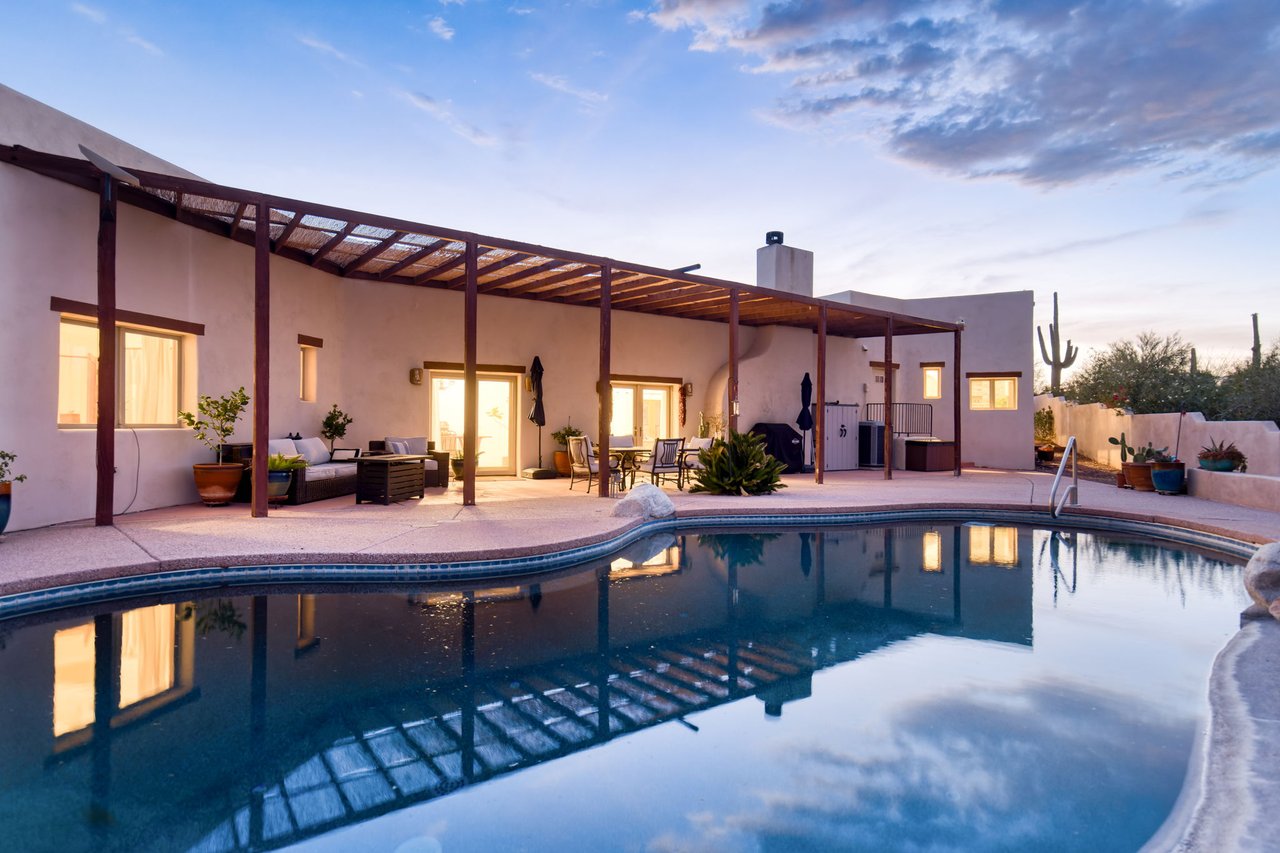 The Horseback House 