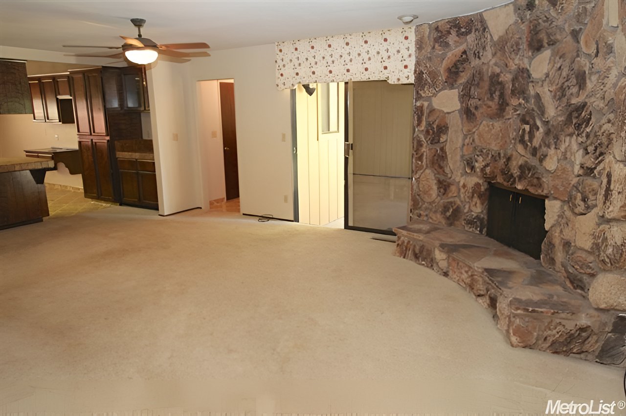 Sold! Happy Buyers in Fair Oaks!