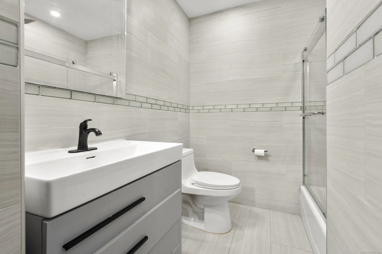 11 Finney Lane Unit 6