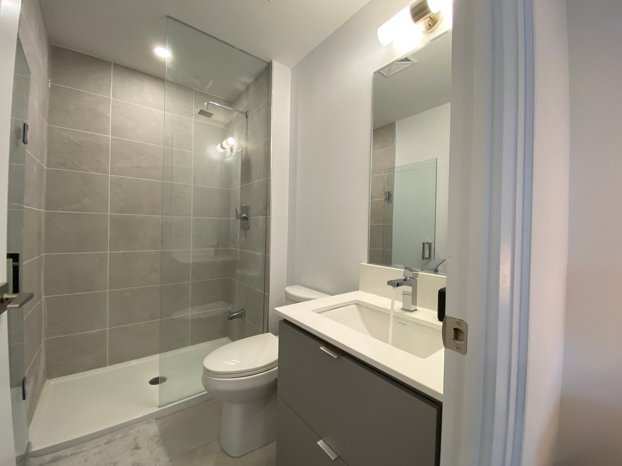 36 Elm Drive W Unit:2403
