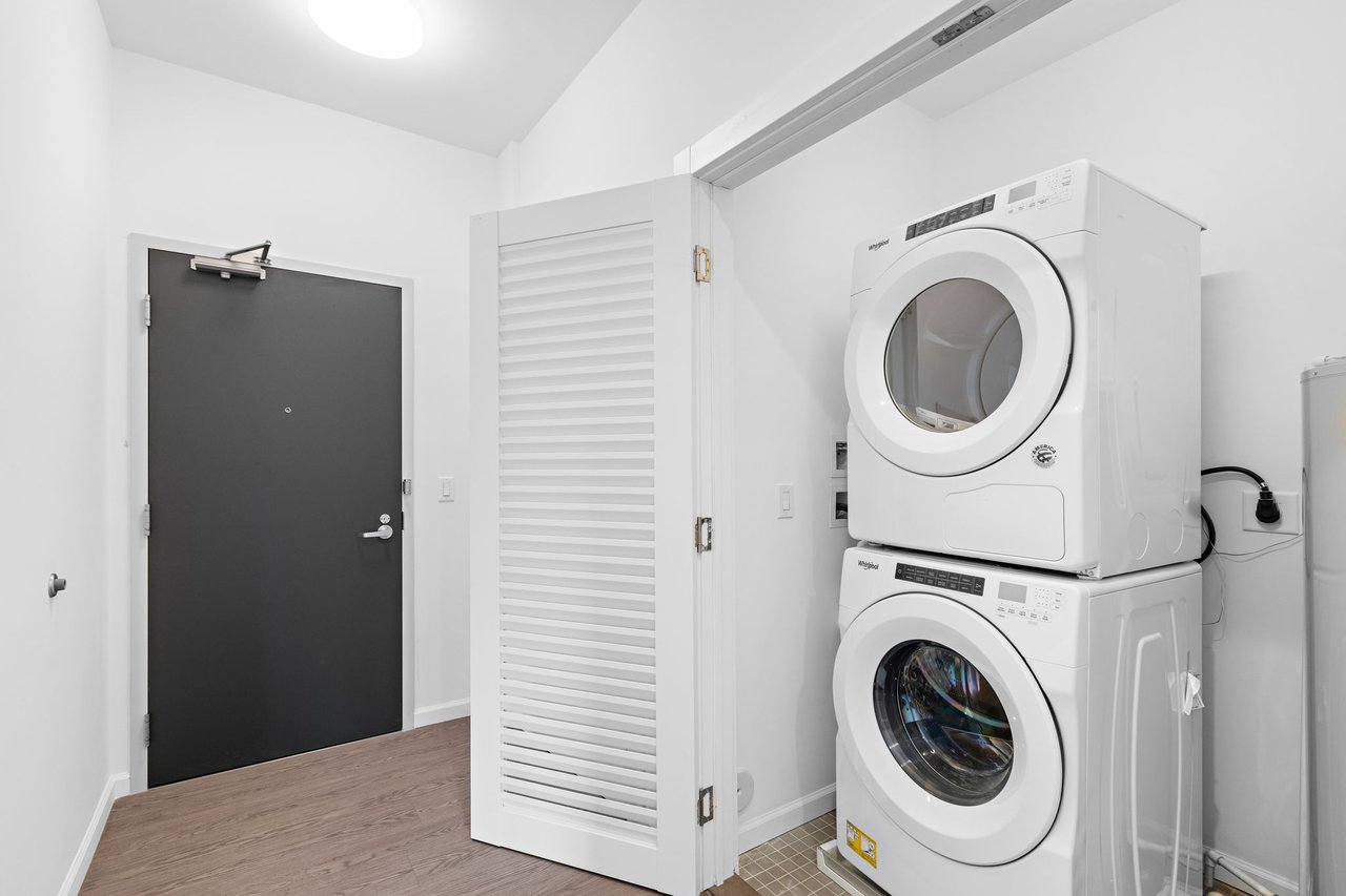 OTTO South West 2BEDROOM |2BATHROOM