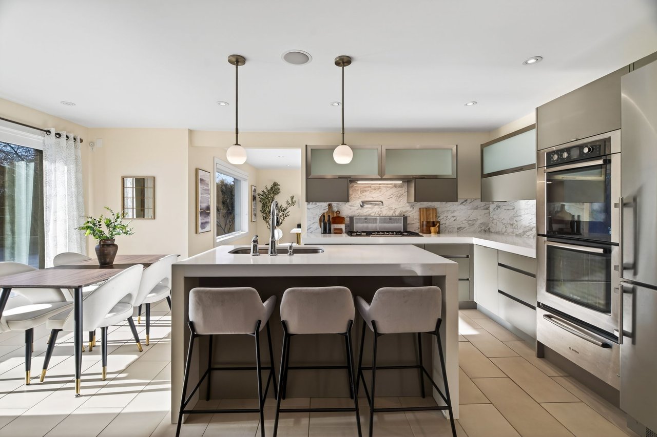 SOLD. Beautifully Updated Bungalow