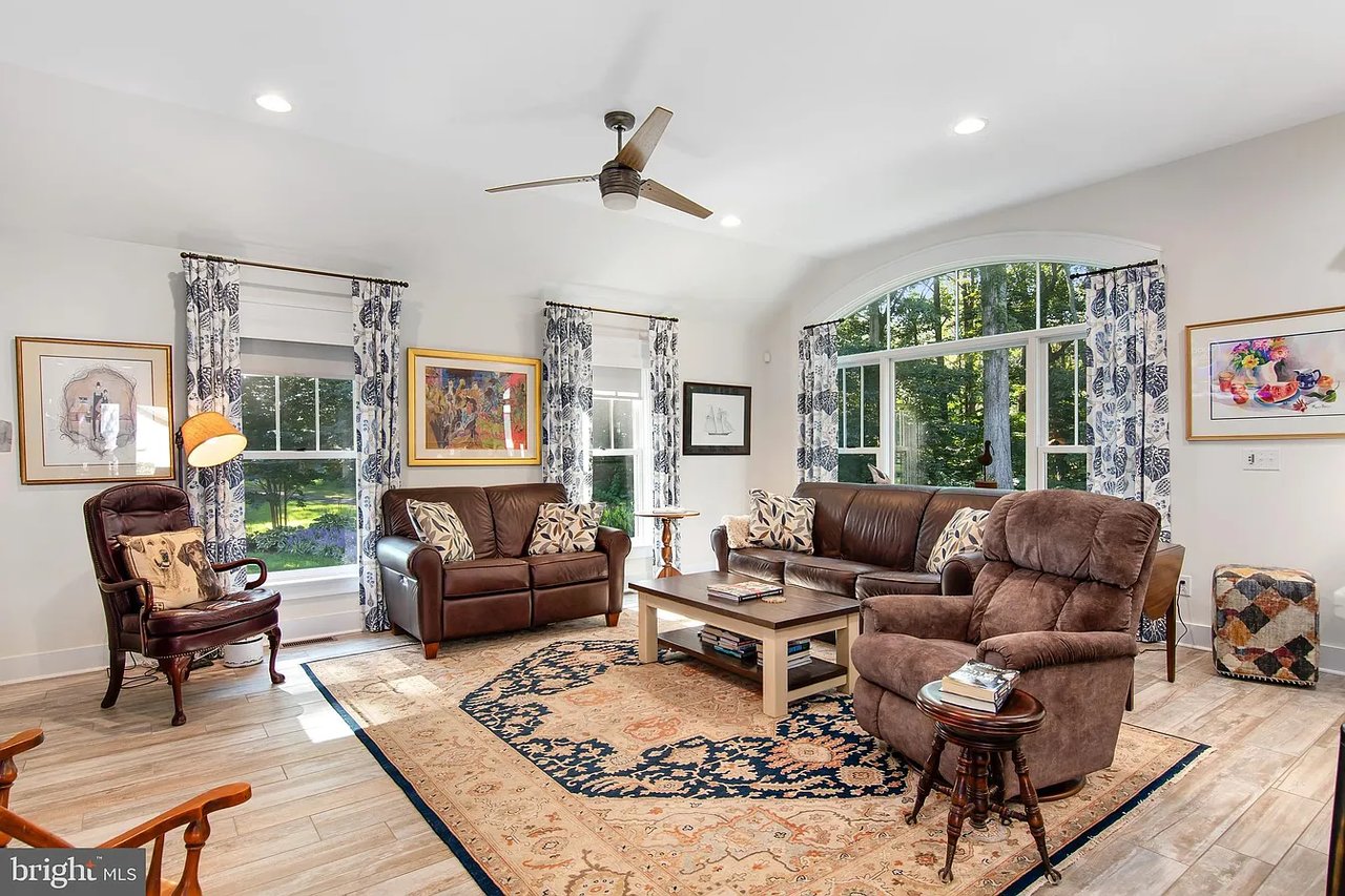 736 Tanyard Rd