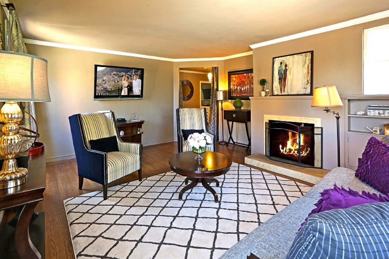 1001 Lombard
