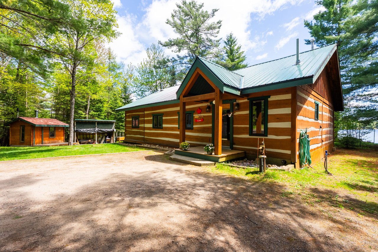 3491A Axe Lake Road, McMurrich/Monteith, ON