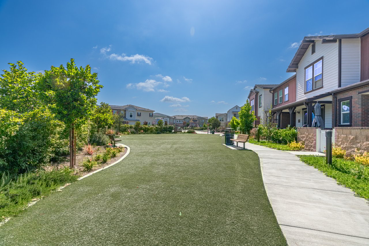 310 Farmhouse Drive 4