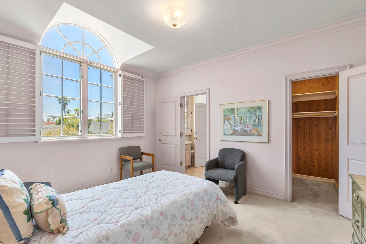 201 N Palm Dr, Beverly Hills 