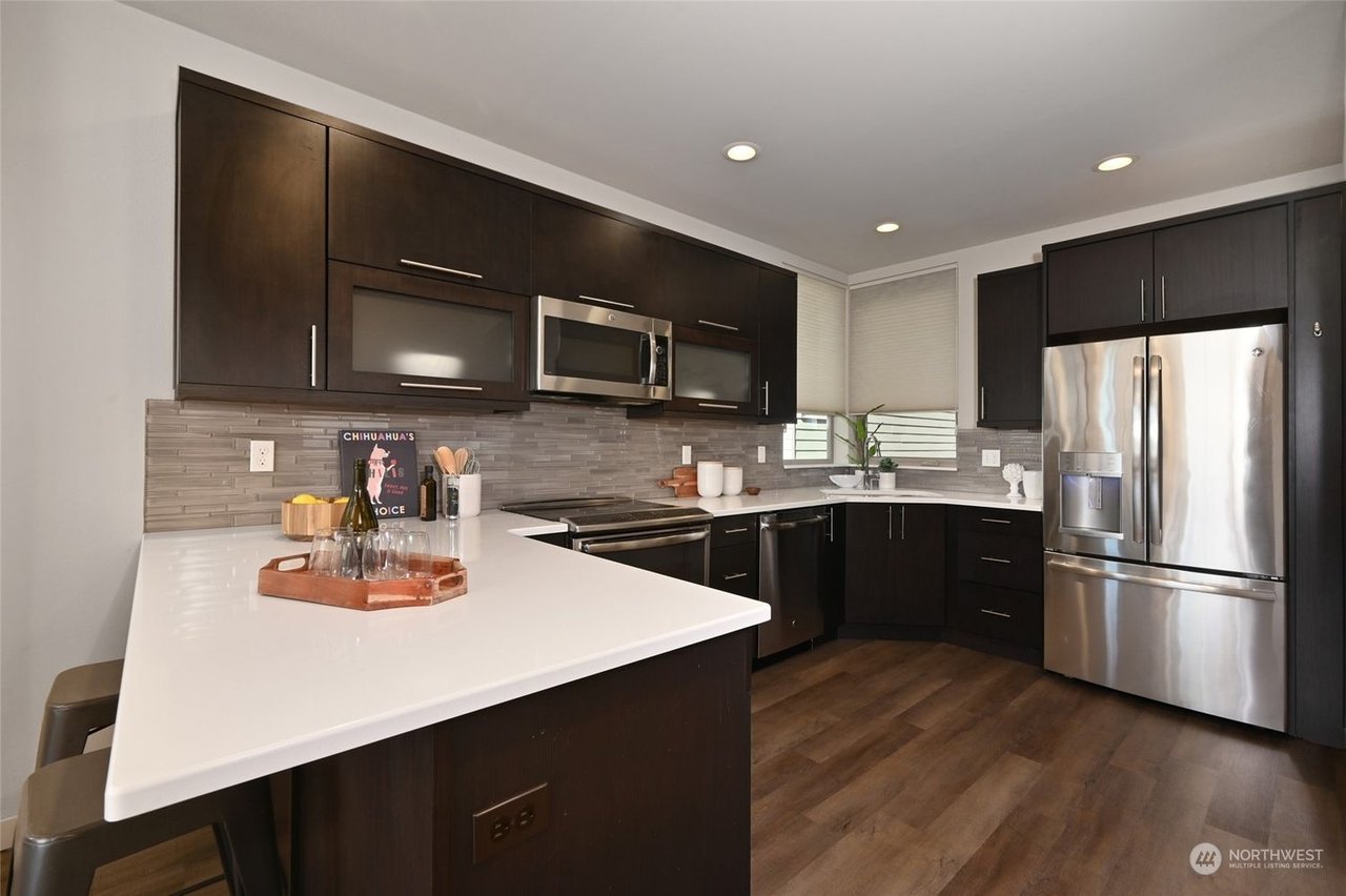 9407 35th Avenue SW Unit: B