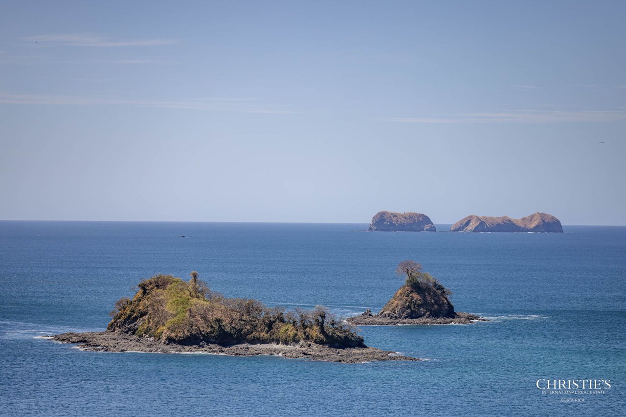 Casa Chameleon Residences Villa #3