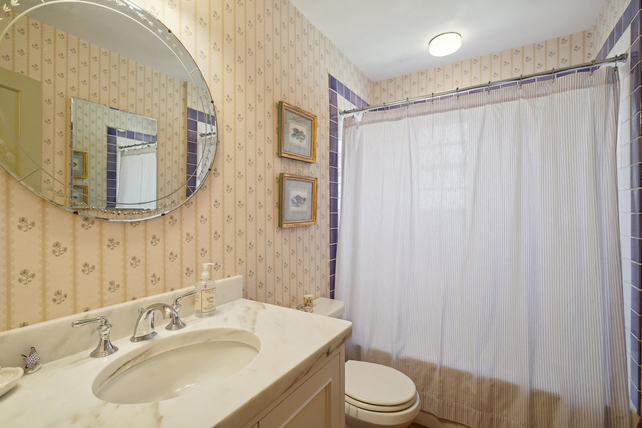 55 Mianus River Road