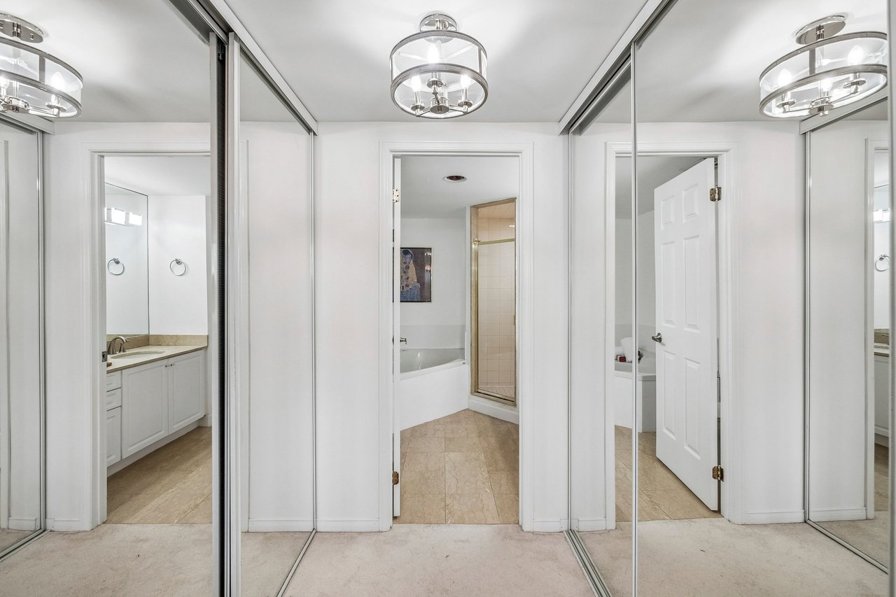 1818 Bayview Avenue #605