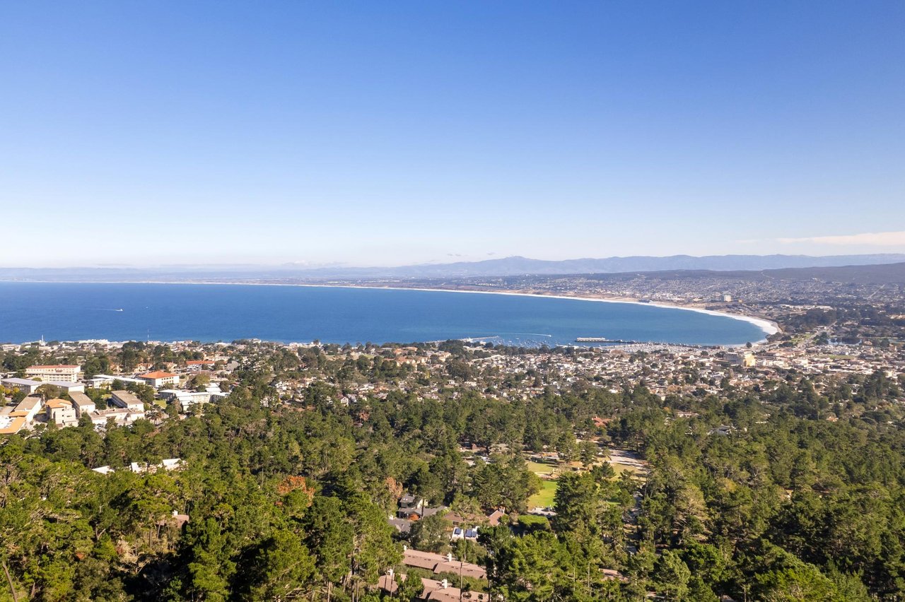 Lock-And-Leave Living: Monterey Condos And Townhomes
