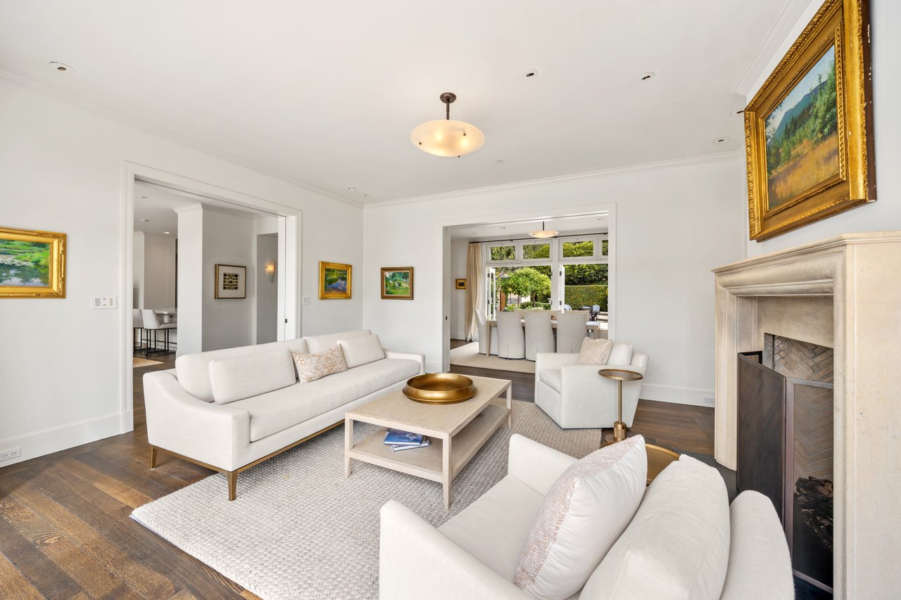 Unparalleled Design on the Belvedere Lagoon
