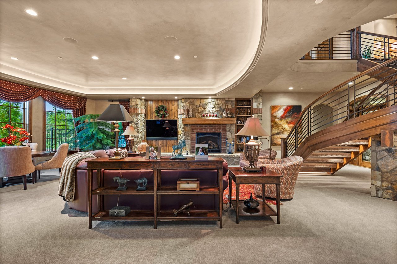 11328 Dante Circle