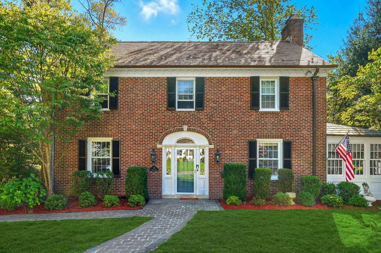 20 Forest Ln Scarsdale, NY