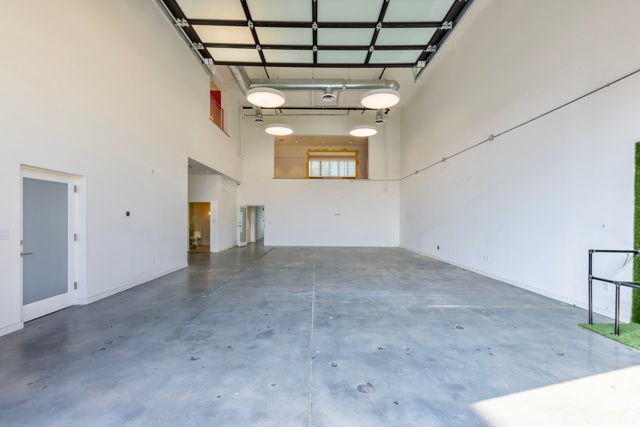 3058 N. Lima St.