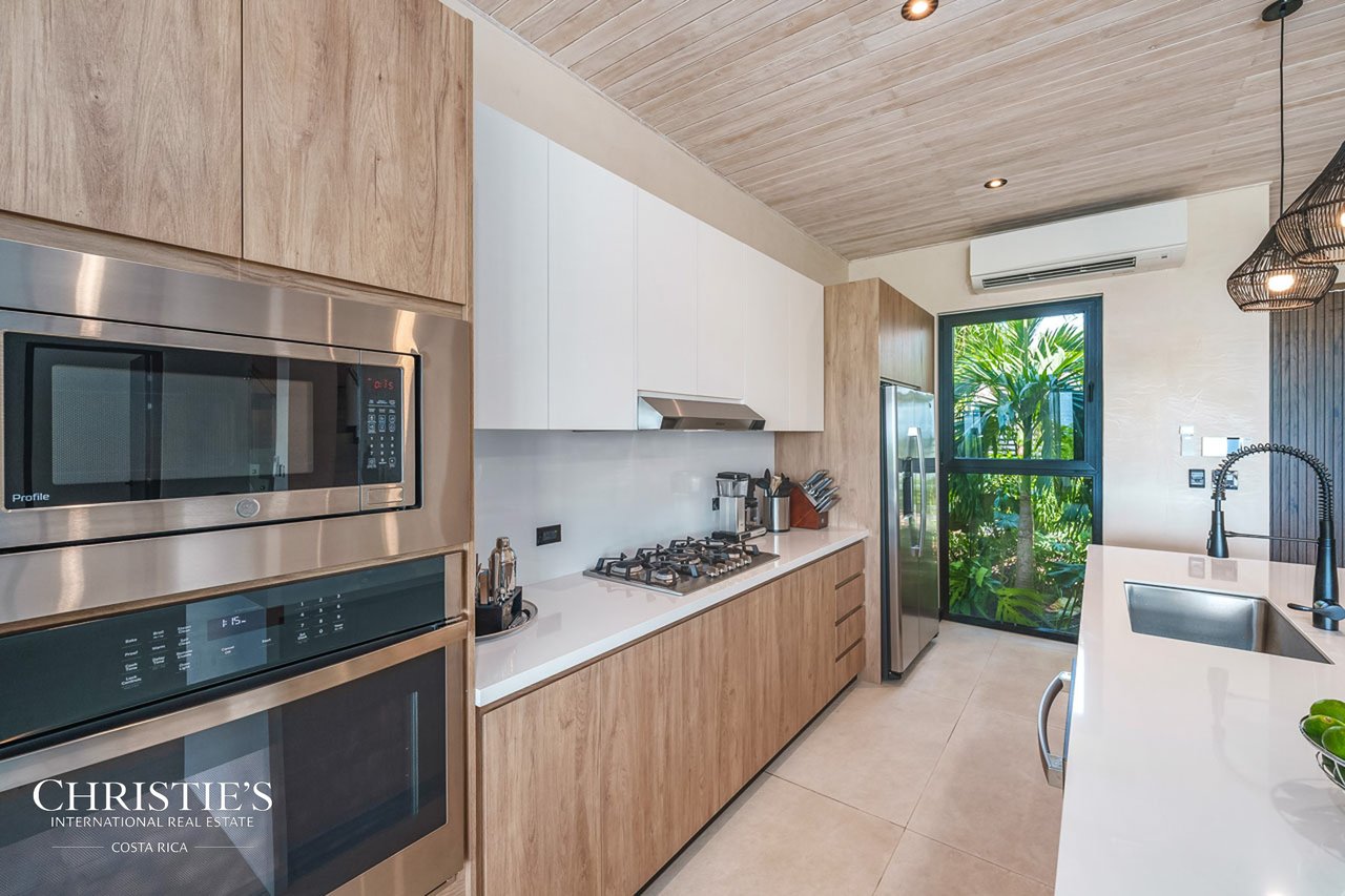 Modern Luxury Villa with Panoramic Ocean Views in Tamarindo - Villa Brisas del Mar