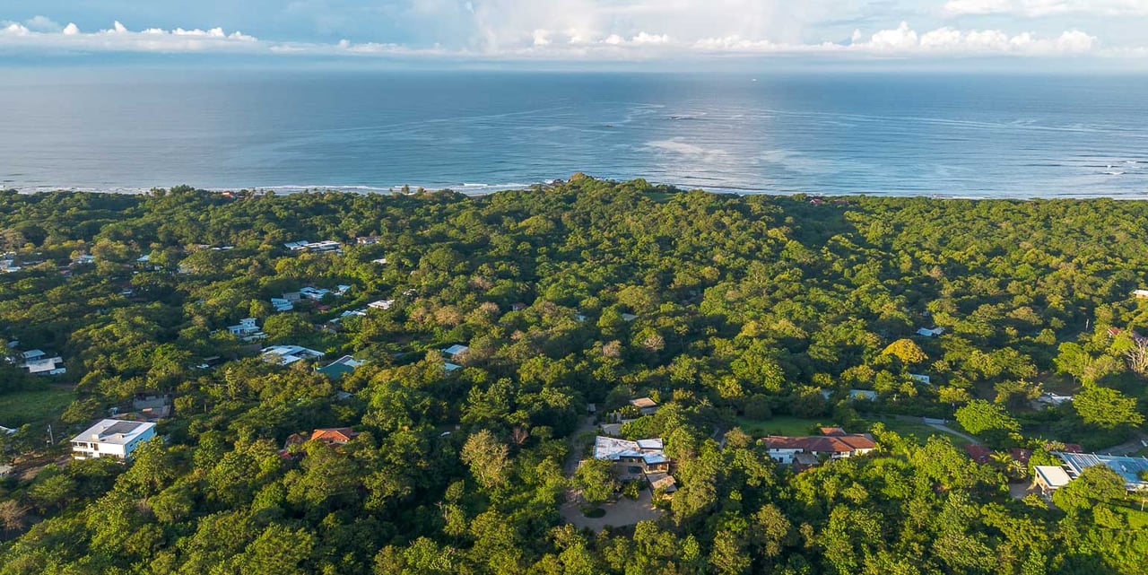 Dos Monitos | Luxury Oceanview Compound Near Playa Grande