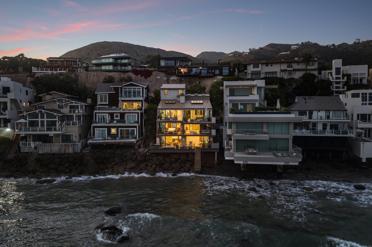 31504 Victoria Point Rd, Malibu