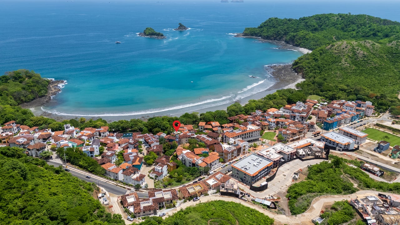 25 Paseo Del Mar | Beachfront 4BR Villa with Rooftop Terrace in Las Catalinas