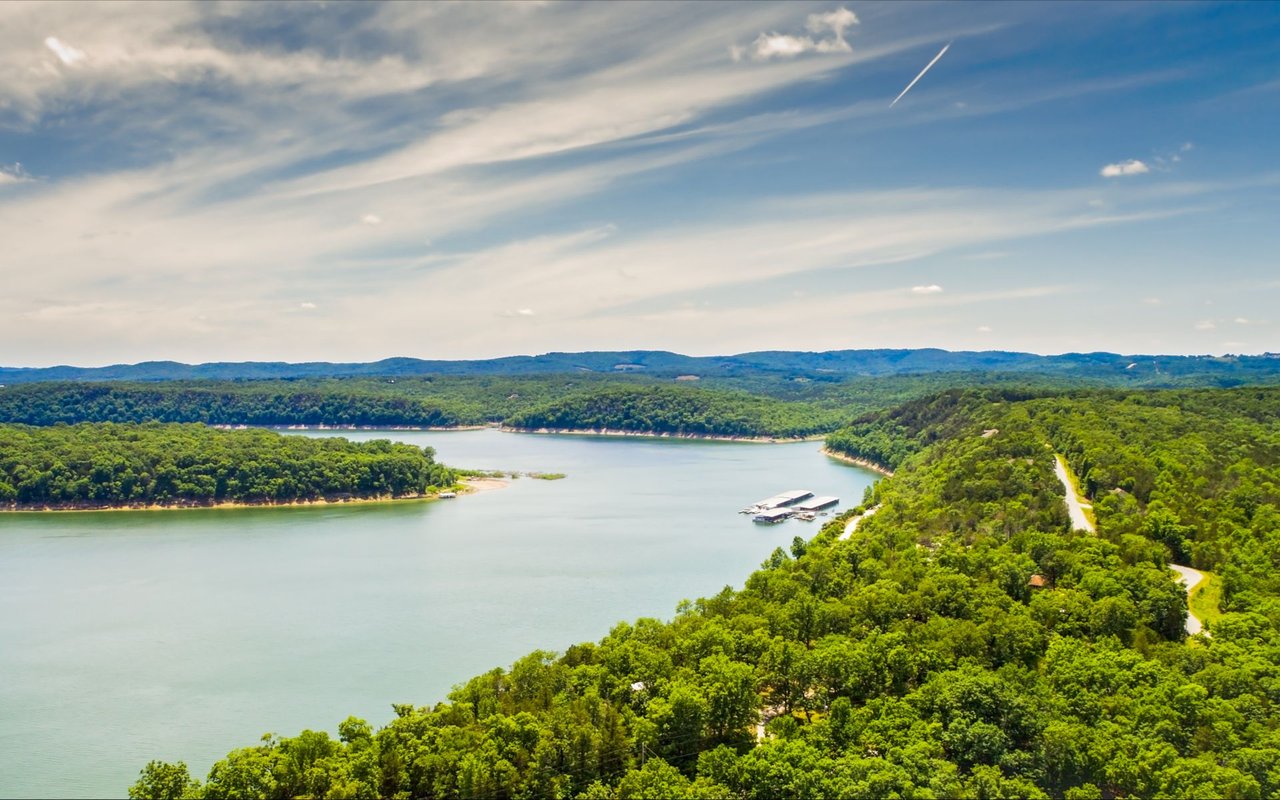 Diamond City & Lead Hill (Bull Shoals Lake)