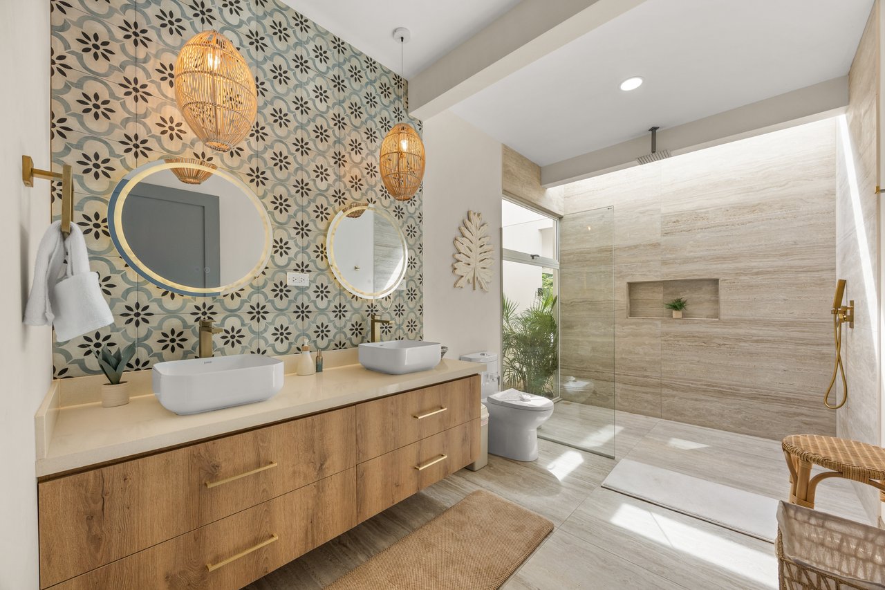 Dos Ríos 29 | Brand-New Ocean & Mountain View Home