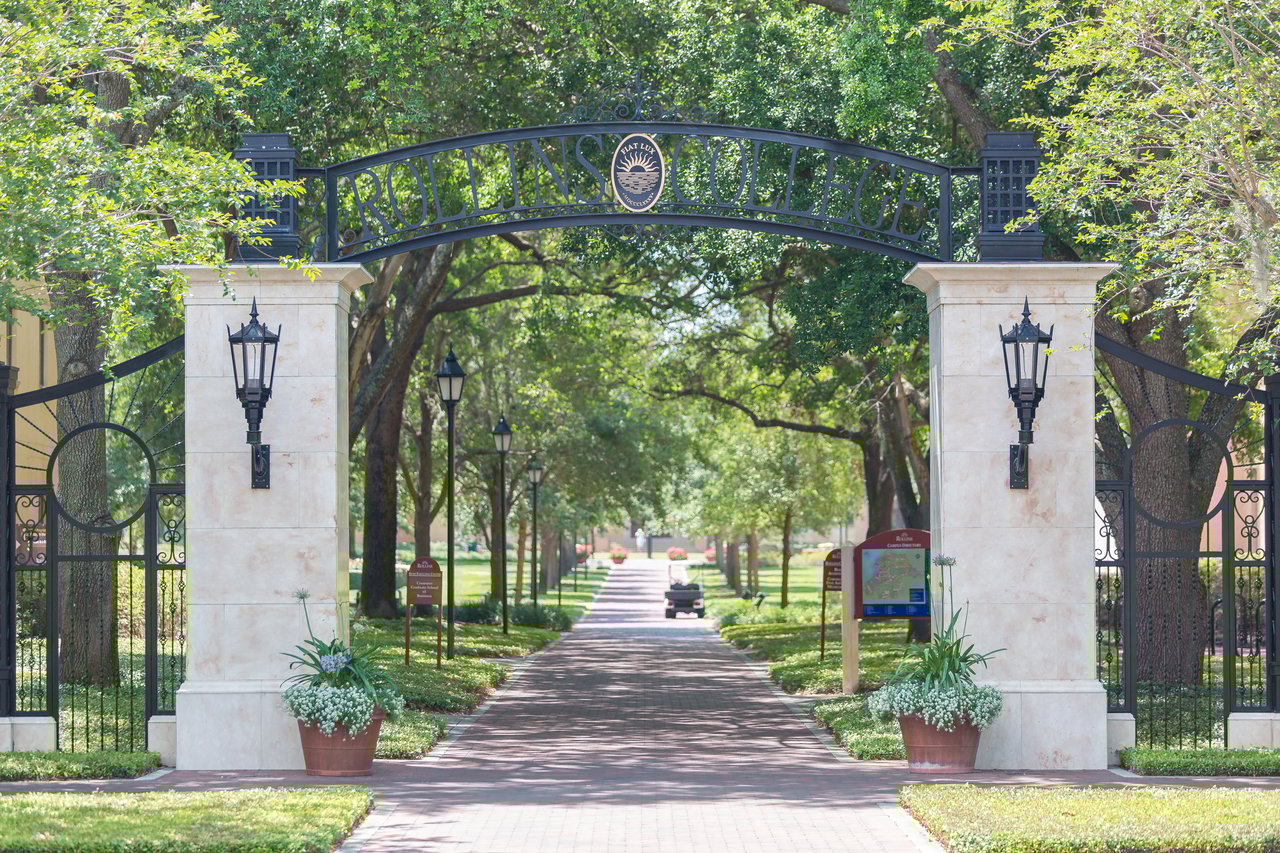 Living in Winter Park, FL: A Local Realtor’s Guide for Out‑of‑State & Luxury Buyers