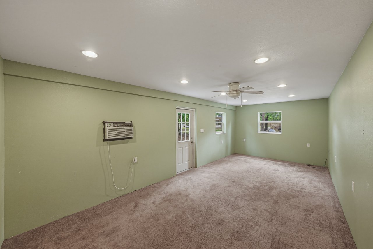 7601 Thunderhead Street