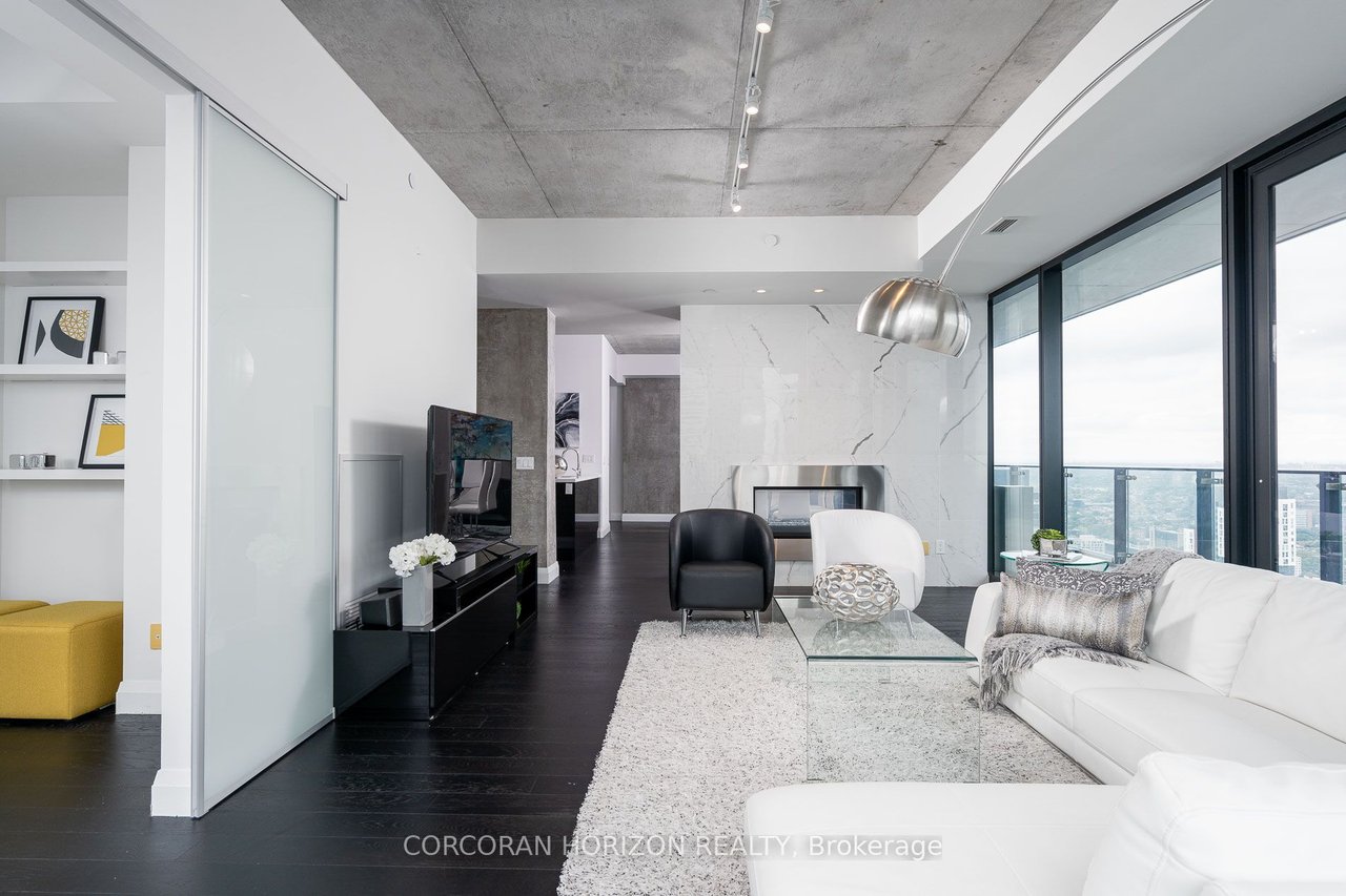 PENTHOUSE PERFECTION ON THEATRE ROW