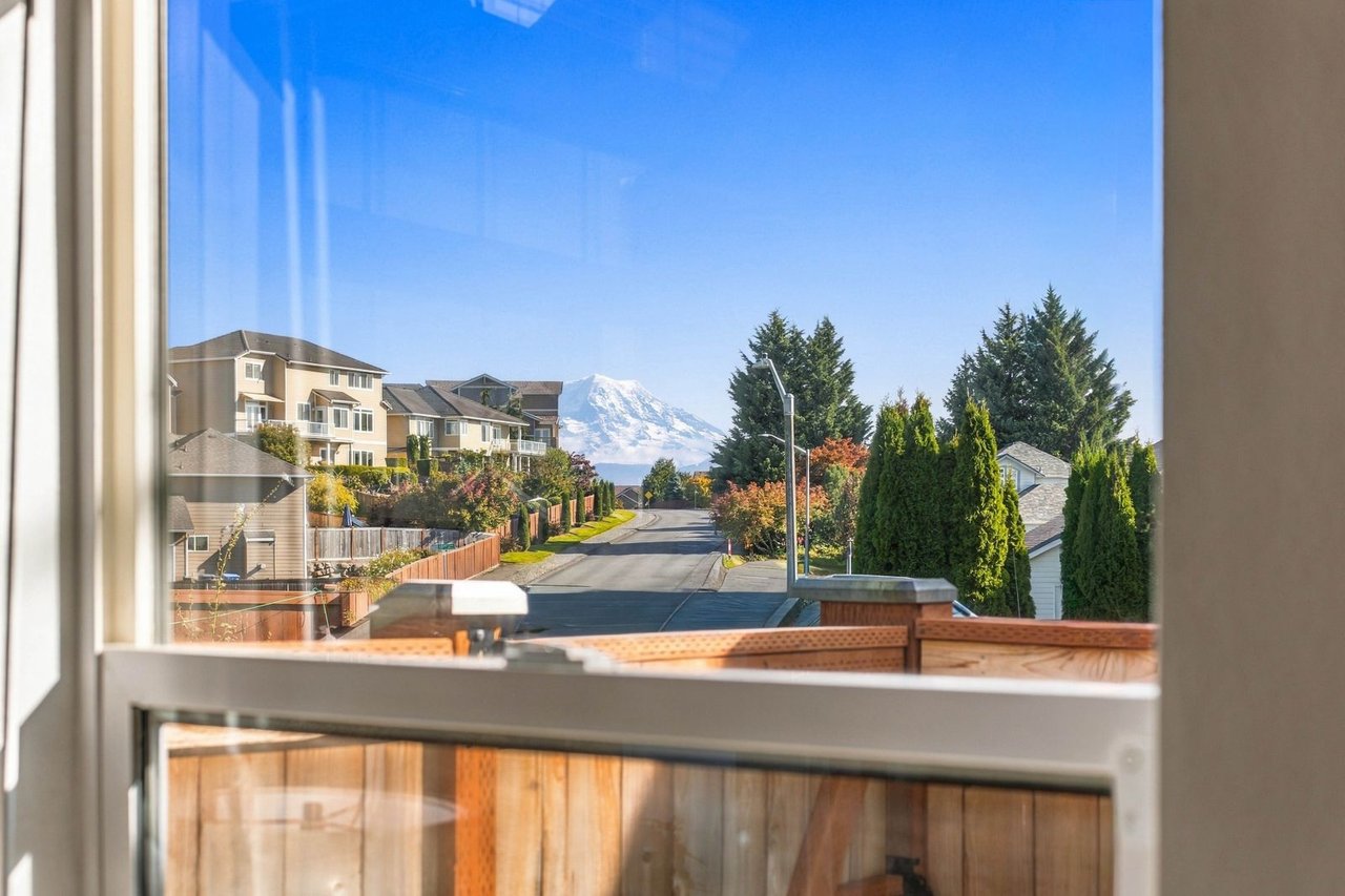 Sky Island Lifestyle Sweeping Valley Views