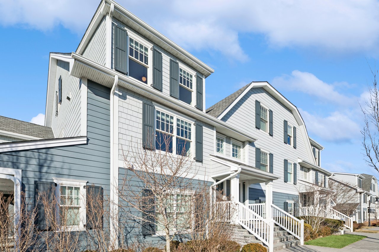 3 Village Green Drive