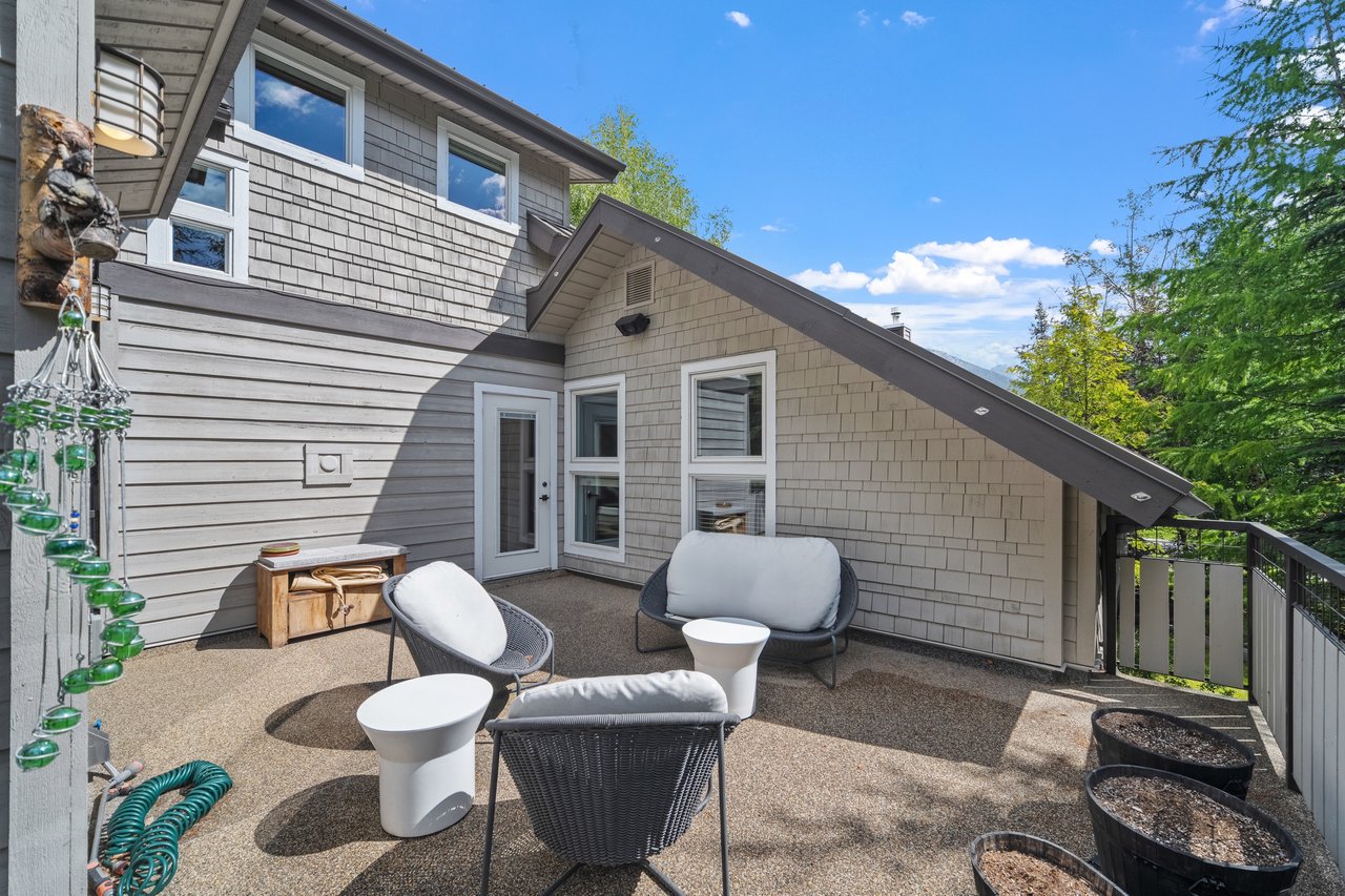 140 Rundle Crescent
