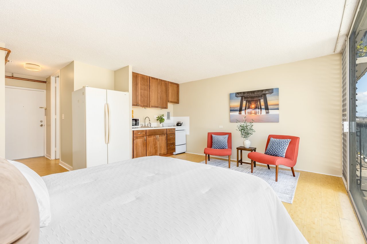 1650 Kanunu Street Unit #901