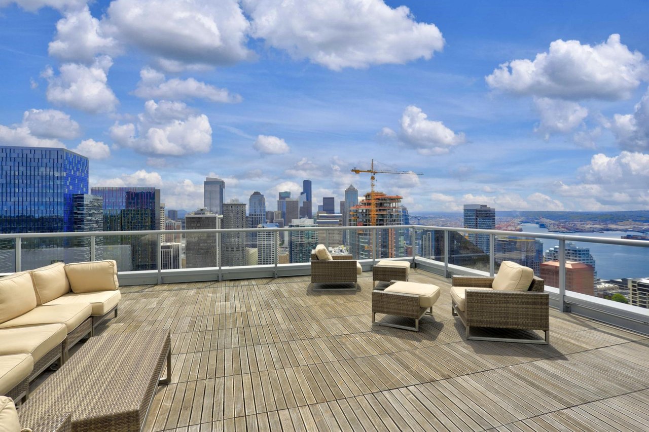 🏡 Why Seattle Continues to Attract High-Income Buyers