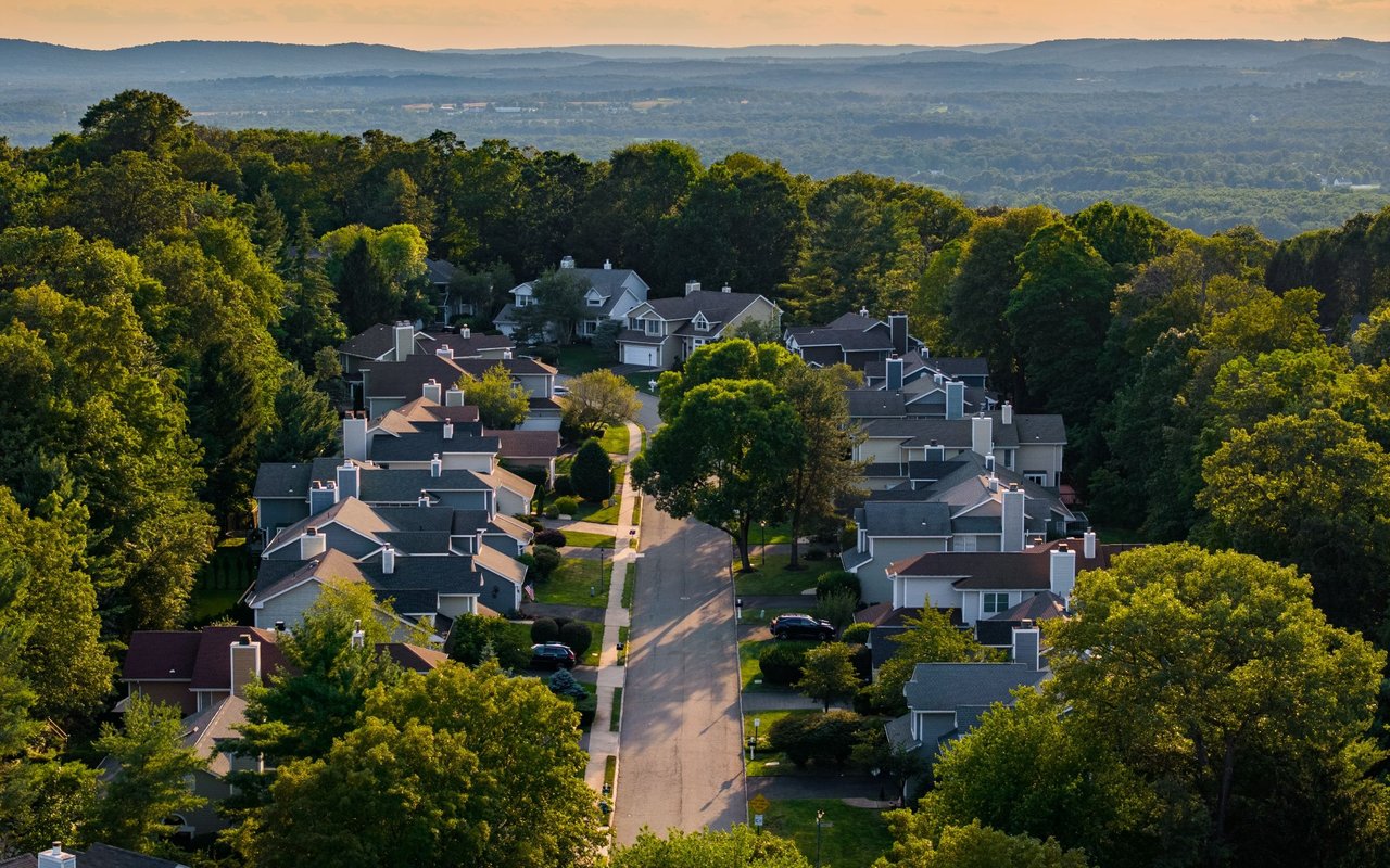 Expert New Jersey Neighborhood Guides | Geraldine Perez