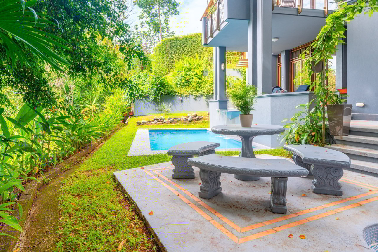 VILLA TURQUESA – MAJESTIC OASIS, CLOSE TO THE BEACH AND WILDLIFE – 1.92 ACRES