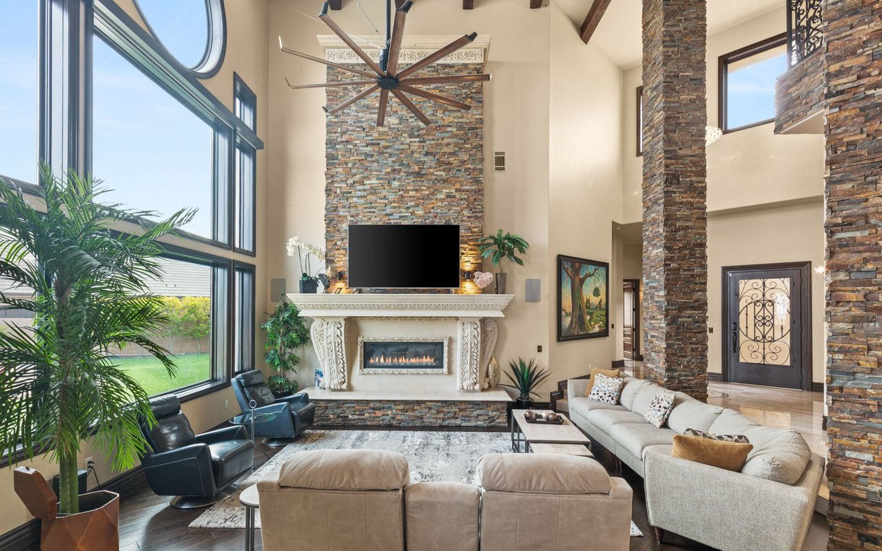 5764 Aspen Falls Circle