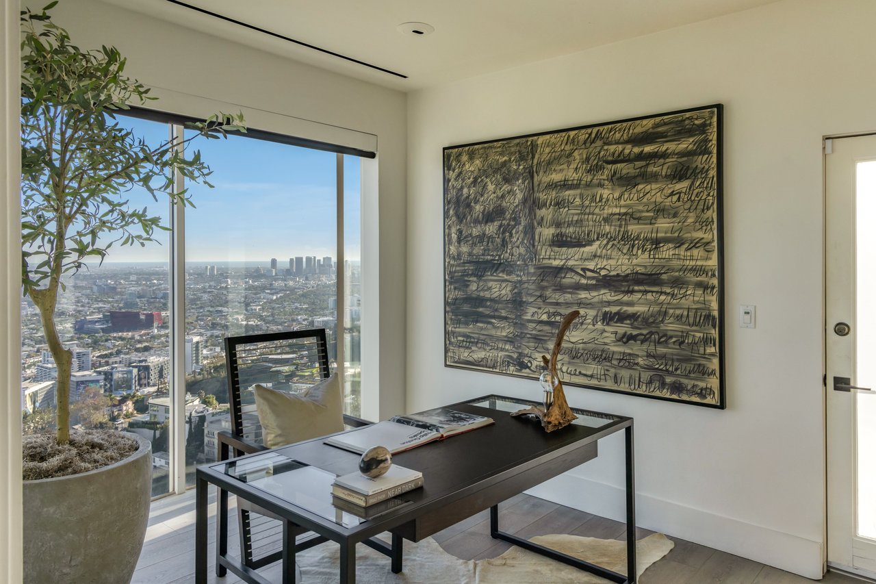 8572 Hillside Ave, Sunset Strip