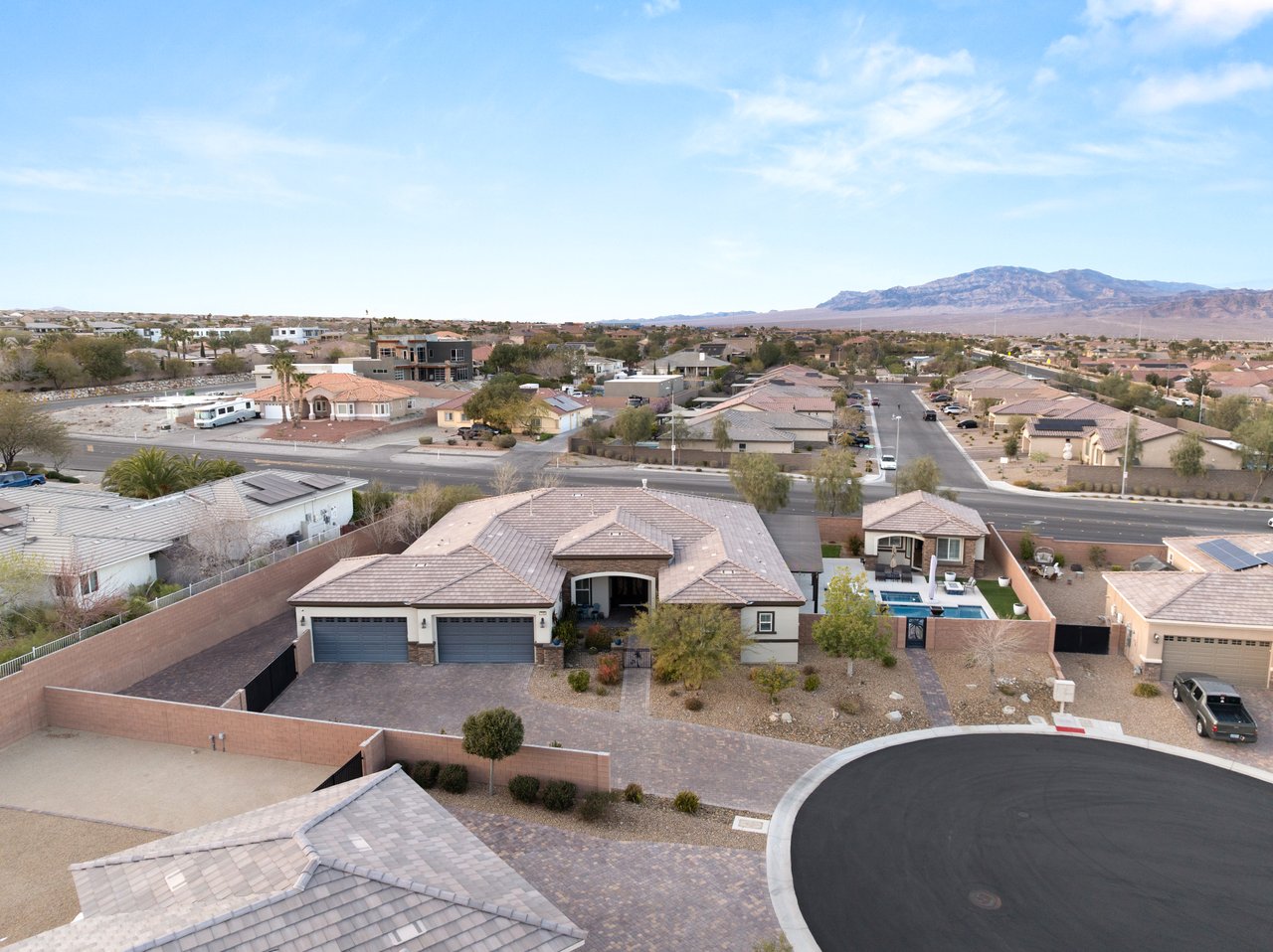 7165 North Grand Canyon Drive