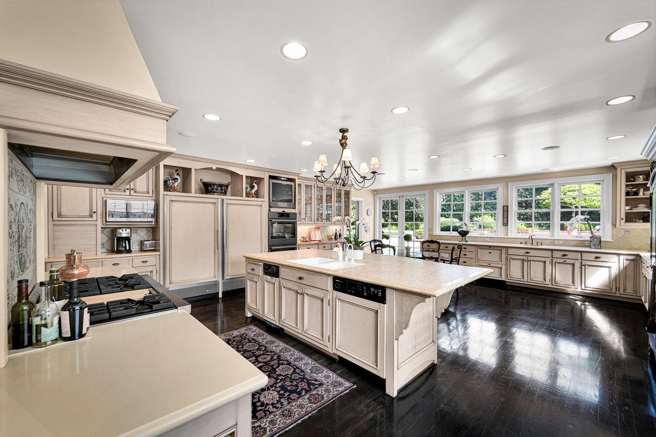 San Marino | Exclusive, Private Listing