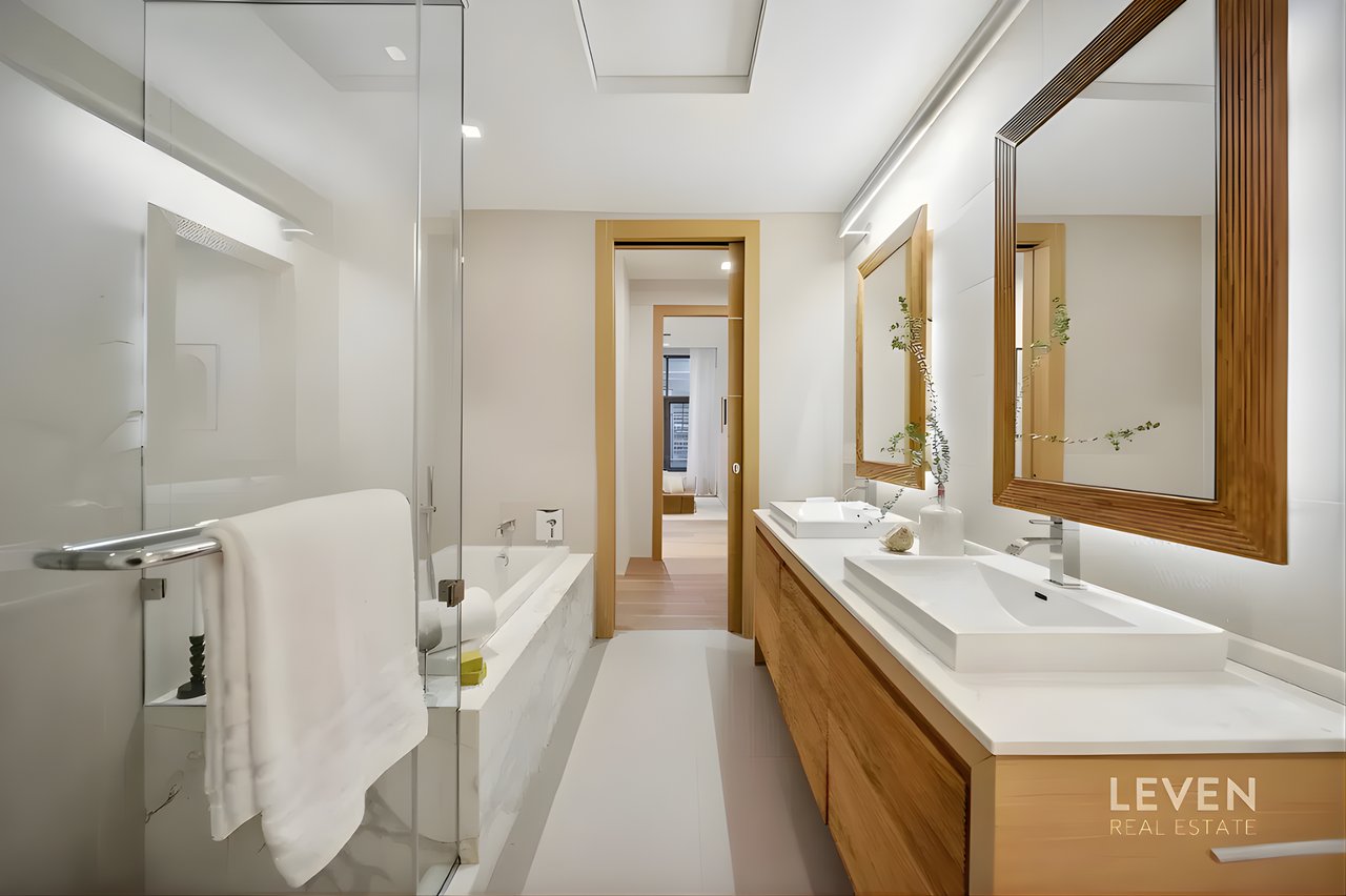 55 Warren Street, #4