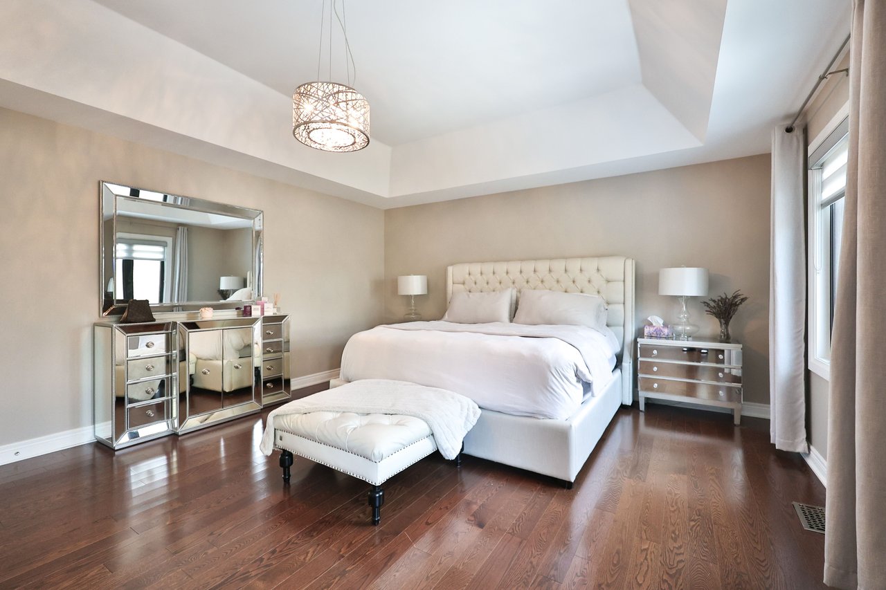 469 Stratford Road, Oakville