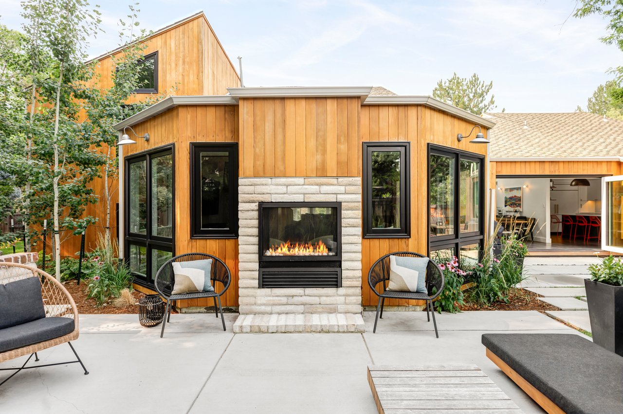 7306 Island Circle